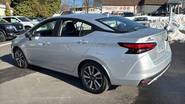 2023 Nissan Versa SV