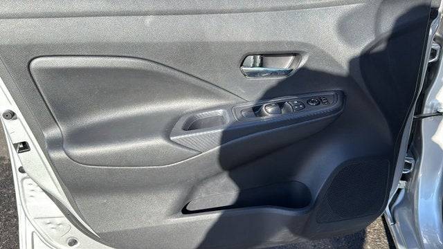 2023 Nissan Versa SV