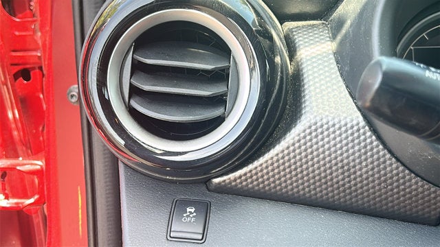 2018 Nissan Kicks SV