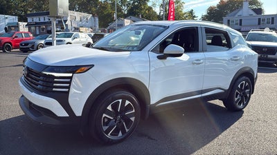2025 Nissan Kicks SV