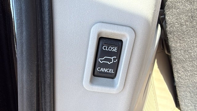 2015 Nissan Armada Platinum
