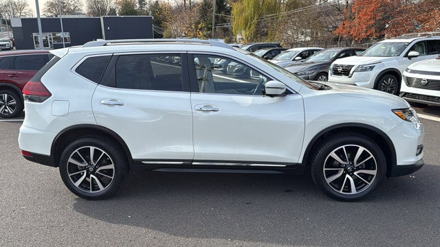 2020 Nissan Rogue SL