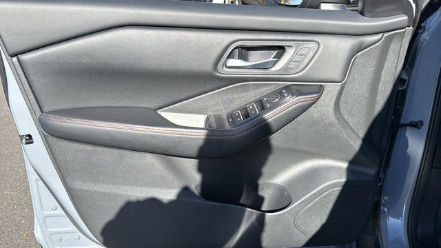 2025 Nissan Rogue Rock Creek®
