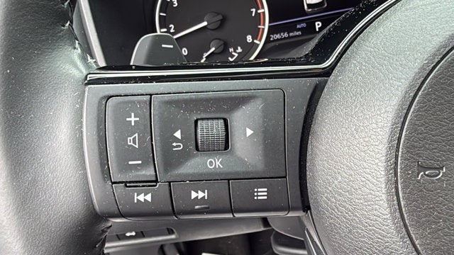 2022 Nissan Rogue SL