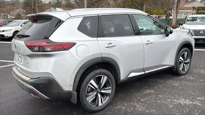 2022 Nissan Rogue SL