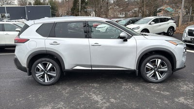 2022 Nissan Rogue SL