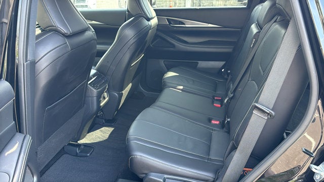 2024 INFINITI QX60 LUXE