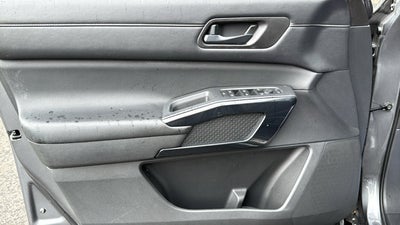 2023 Nissan Pathfinder SV