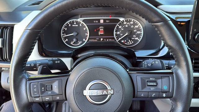 2024 Nissan Pathfinder SL