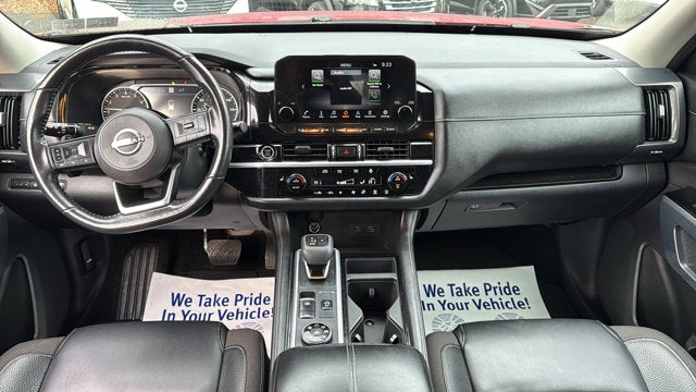 2022 Nissan Pathfinder SL