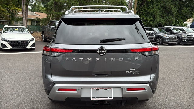 2022 Nissan Pathfinder Platinum
