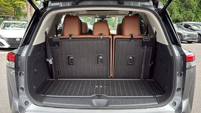 2022 Nissan Pathfinder Platinum