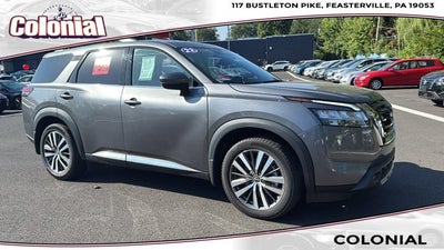 2022 Nissan Pathfinder Platinum