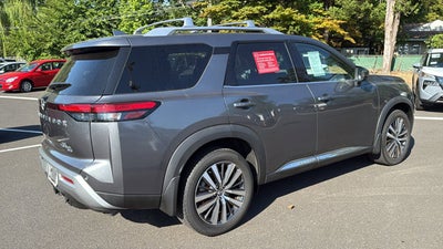 2022 Nissan Pathfinder Platinum