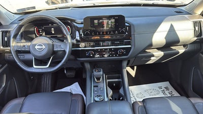 2022 Nissan Pathfinder Platinum