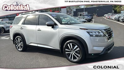 2023 Nissan Pathfinder Platinum