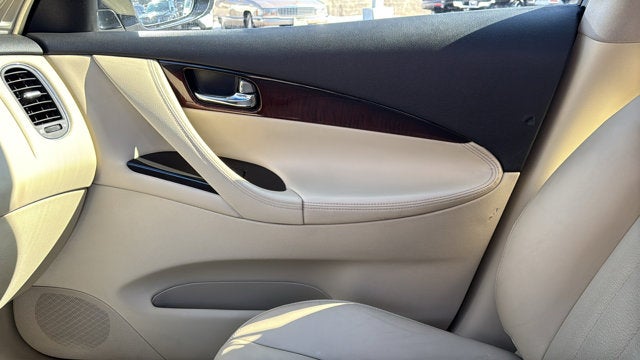 2016 INFINITI QX50 AWD