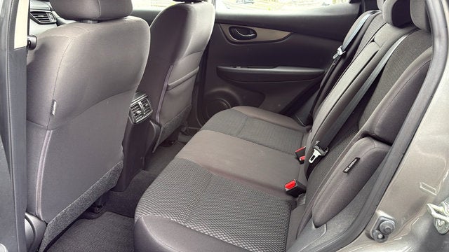 2022 Nissan Rogue Sport S