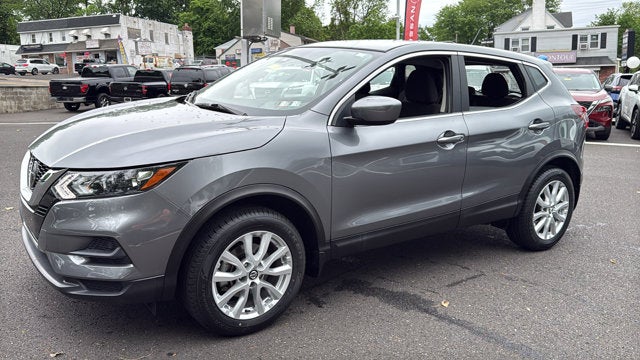 2022 Nissan Rogue Sport S