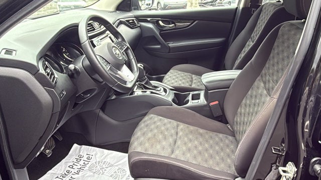 2021 Nissan Rogue Sport SV