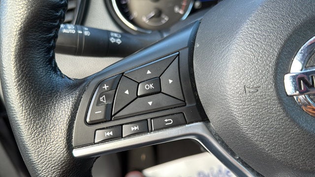 2022 Nissan Rogue Sport SV