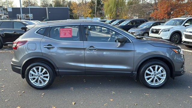 2022 Nissan Rogue Sport SV