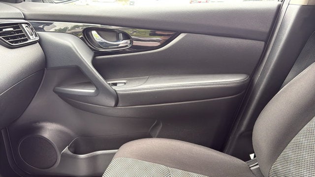 2021 Nissan Rogue Sport SV