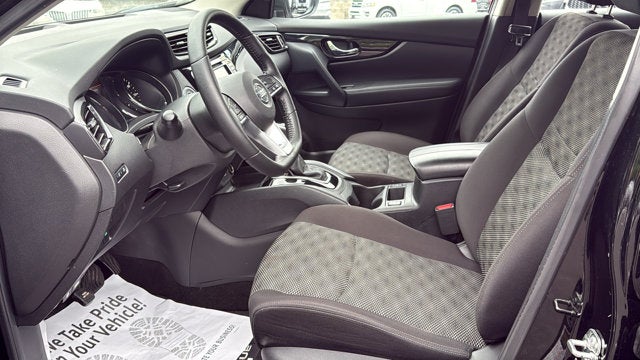 2021 Nissan Rogue Sport SV
