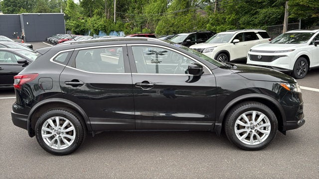 2021 Nissan Rogue Sport SV