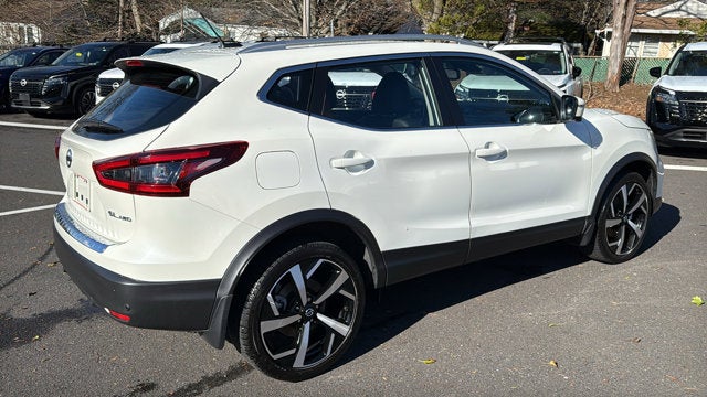 2022 Nissan Rogue Sport SL