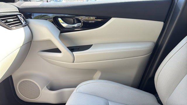 2021 Nissan Rogue Sport SL