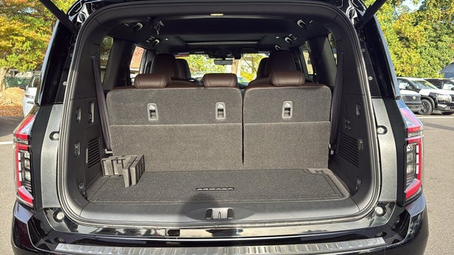 2025 Nissan Armada Platinum