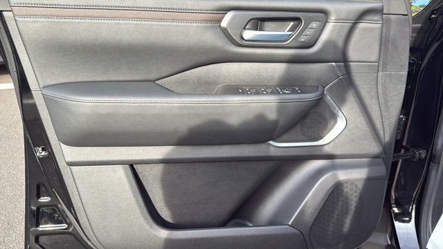 2025 Nissan Armada Platinum