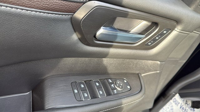 2025 Nissan Armada Platinum